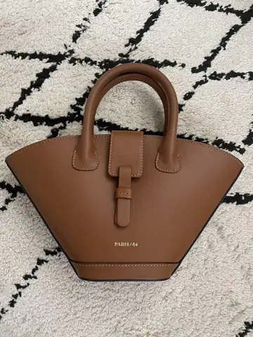 브라운 핸드백형 숄더백 paris64