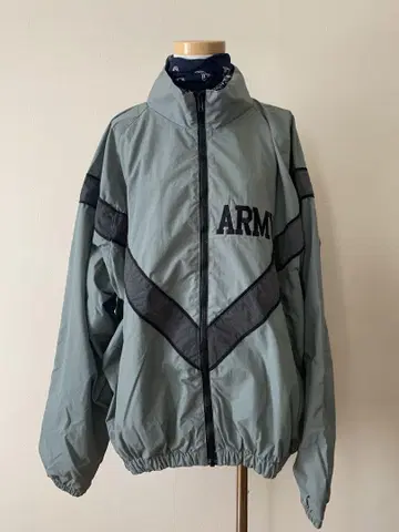 새상품 데드스탁 미군 U.S.ARMY IPFU 피트니스 자켓