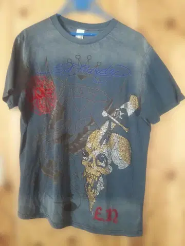 Ed Hardy 스컬 큐빅 티셔츠