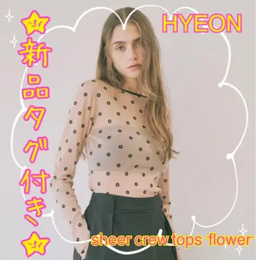 택 포함 새상품 hyeon sheer crew tops flower 헤