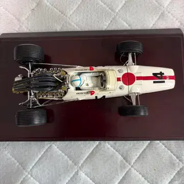 혼다 F1카 1/18 스케일 14번