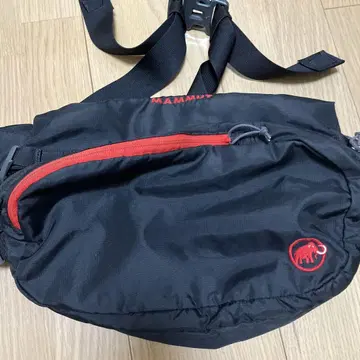 MAMMUT 바디백 웨스트 파우치 블랙 8L