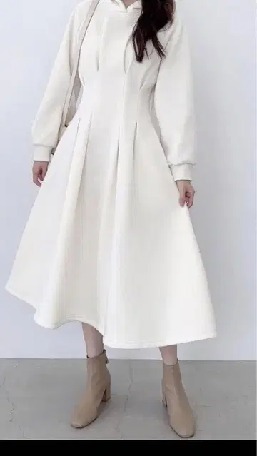 메종 드라이라 완판 원피스 아이보리