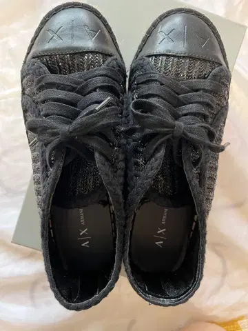 Armani Exchange 블랙 스니커즈 A|X