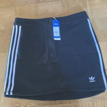 adidas 블랙 미니 스커트 GN2800