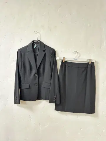 블랙 취업 정장 (자켓 스커트) RU PLAIN 취업활동