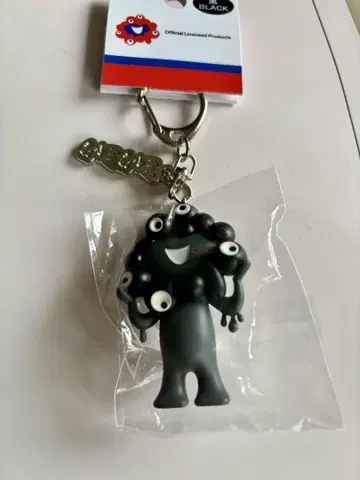 블랙 미야쿠미야쿠 입체 키링