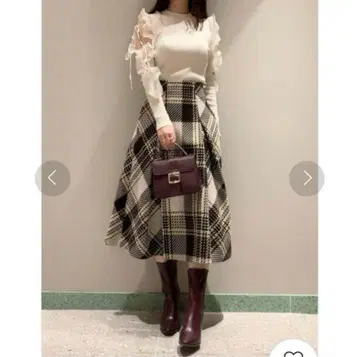SNIDEL 로빙 체크 스커트 베이지