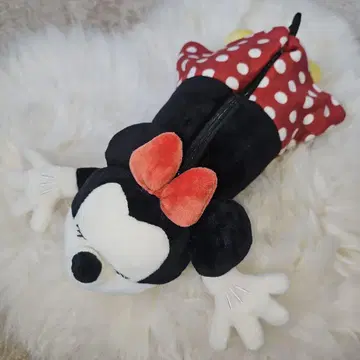 미사용 LIV HEART 미니 봉제 인형 펜 파우치 필통 Minnie