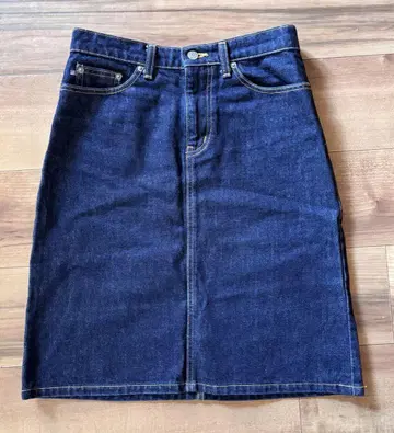 랄프 로렌, 폴로의 데님 스커트.
