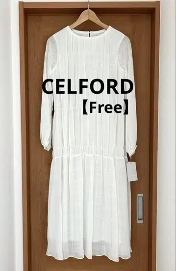 CELFORD 화이트 롱 원피스 새상품*택 포함 [ Free ] 반값!!