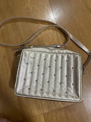 케이트 스페이드 골드 퀼팅 숄더백
