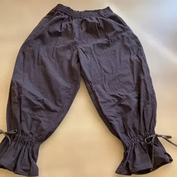 새상품 귀여운 밑단 린넨 팬츠