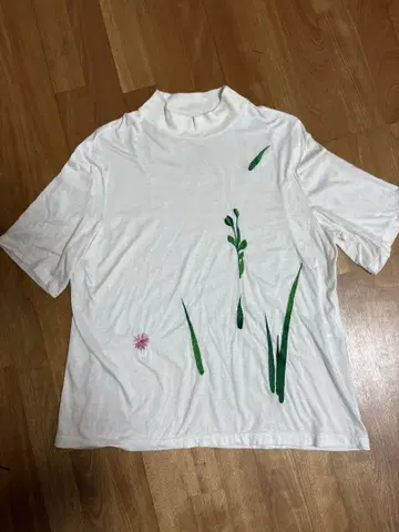 마메 쿠로고우치 하이넥 티셔츠
