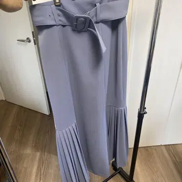 연보라 플레어 스커트 벨트 포함