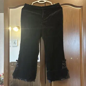 핑크하우스 프릴 장식 블랙 벨로아 팬츠 S