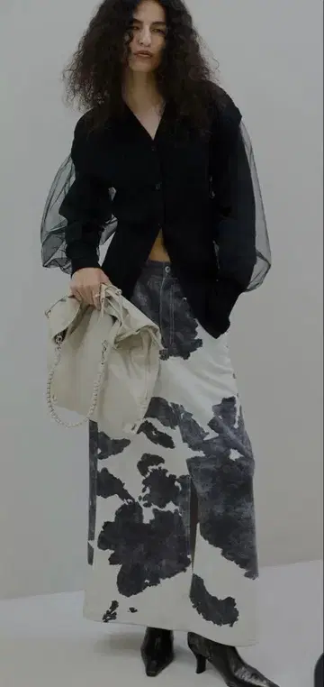 COW PATTERN SUEDE LIKE SKIRT