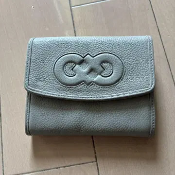 콜한, 지갑, 그레이