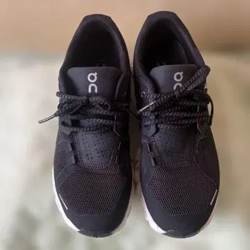 On Cloud6 스니커즈 23.5cm 블랙 러닝화