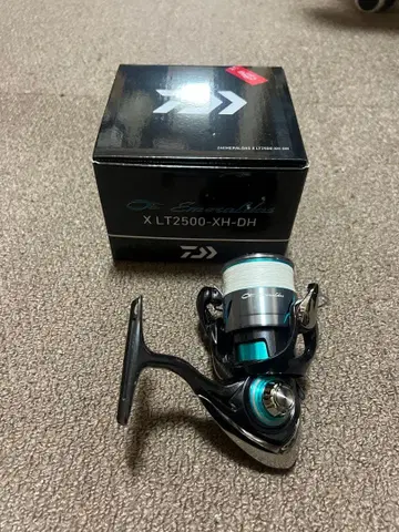 다이와 스피닝 릴 24 에메랄다스 X LT2500-XH-DH