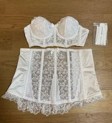 세모아 브라이덜 이너 C70 웨이스트 니퍼 64
