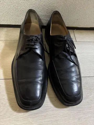 브루노마리 BRUNO MAGLI 천연 가죽 드레스 신발