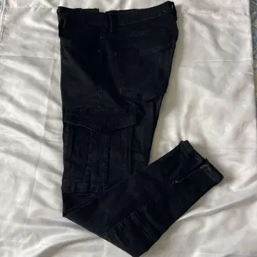 ZARA 블랙 데님 카고 팬츠