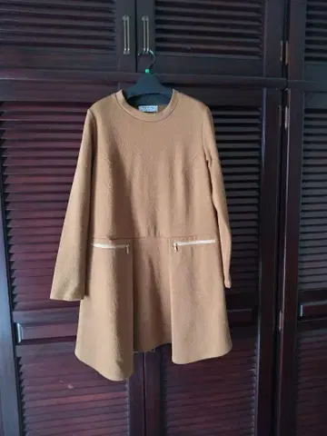 브라운 긴팔 A라인 튜닉