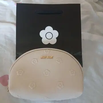MARY QUANT 플라워 엠보싱 파우치