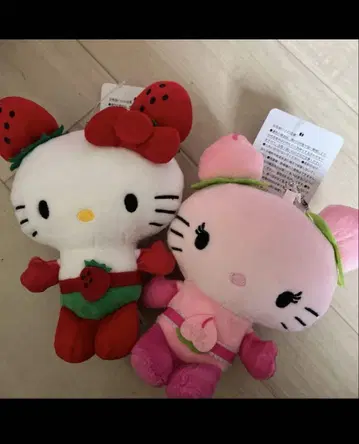 레어 키티 딸기맨 복숭아맨 마스코트 키링 2개 세트