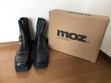 moz 블랙 부츠 통굽 스퀘어토