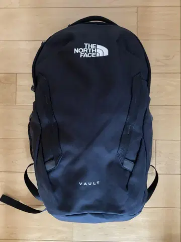 THE NORTH FACE VAULT 블랙 백팩