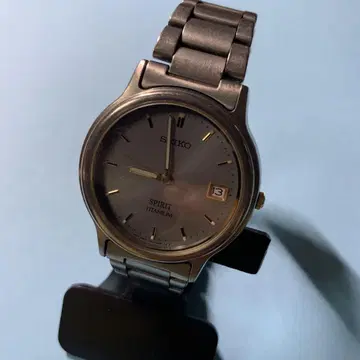 SEIKO SPIRIT 손목시계 배터리 방전