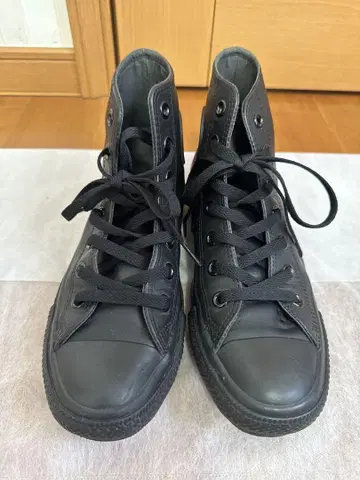 컨버스 올스타 스니커즈 하이컷 가죽 23cm 블랙