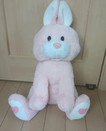핑크색 토끼 봉제 인형
