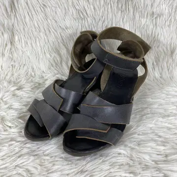 [ trippen ] 트리픈 (35) 스트랩 가죽 샌들