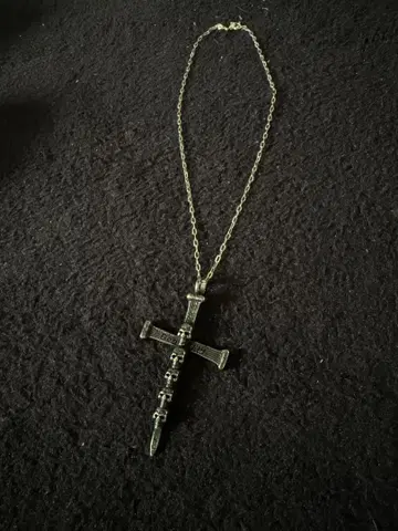 해골 달린 고딕 십자가 목걸이