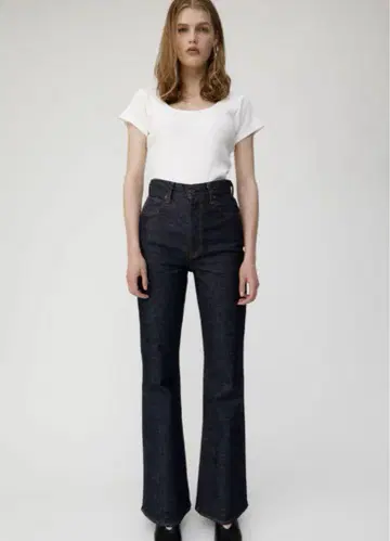 moussy MVS FLARE 플레어 데님 23인치