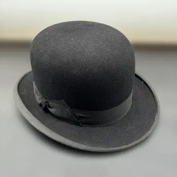 인기 The Hawk hats. 볼러 햇