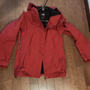 새상품급 The North Face 고어텍스 마운틴 파카 S