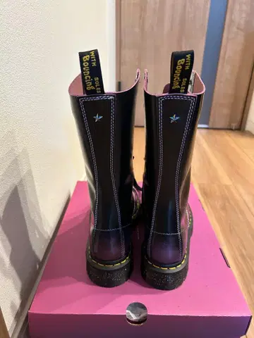 Dr. Martens 1460 Bex 블랙/핑크 엔지니어 부츠