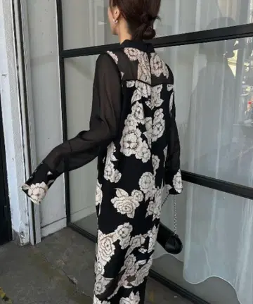sheer big flower switching OP