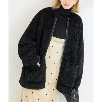 B.C STOCK 컬리 보아 노카라 오버 블루종