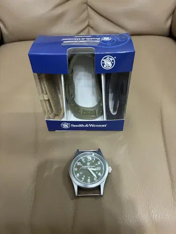 Smith & Wesson 아날로그 쿼츠 손목시계
