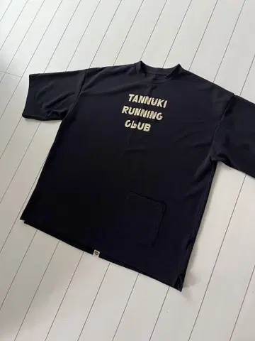 TANNUKI RUNNING CLUB 반팔 티셔츠