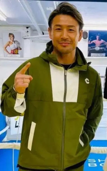 CRONOS 후드 부착 나일론 자켓 올리브 그린