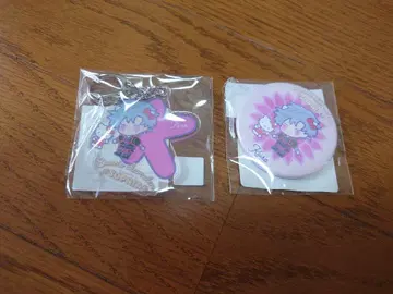 SOPHIA 쿠로야나기 요시오 산리오 콜라보 아크릴 키링 & 캔뱃지 세트