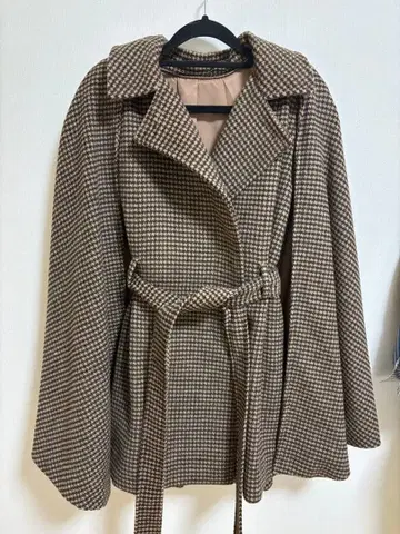 LILY BROWN 케이프 코트 2way