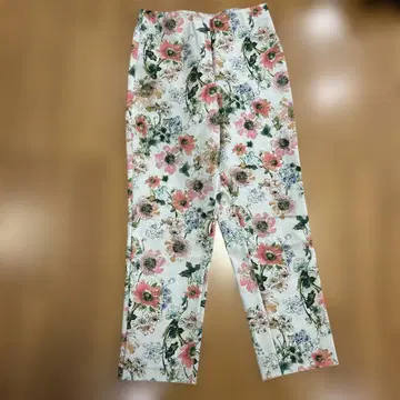 와코루 라쿠비 스트레치 팬츠 꽃무늬 올 패턴 M 사이즈 새상품급