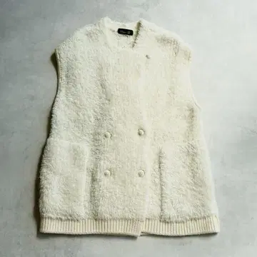 드로어 3G 샤기 니트 베스트 LookBook 게재 23AW 화이트